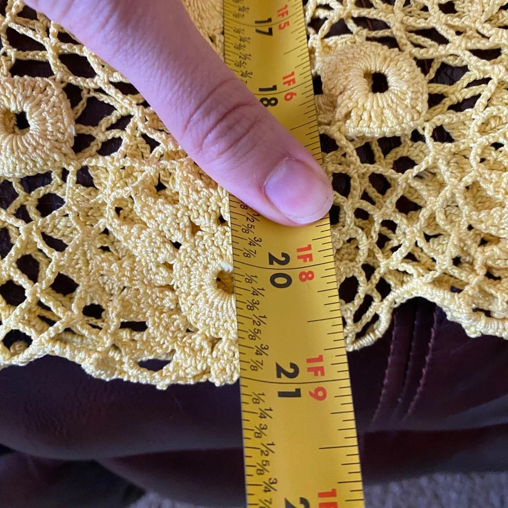 Vintage Handmade Yellow Crochet Lace Shawl Square Floral Medallion Throw 44